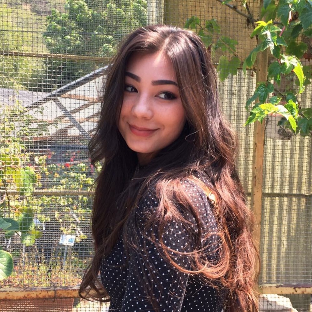 Meet your Posher, Rebecca